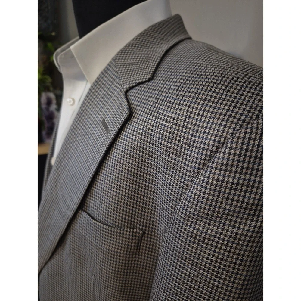 Jos A Bank Mens 42L Silk Wool Tailored Sport Coat Gray Blue Check Blazer
